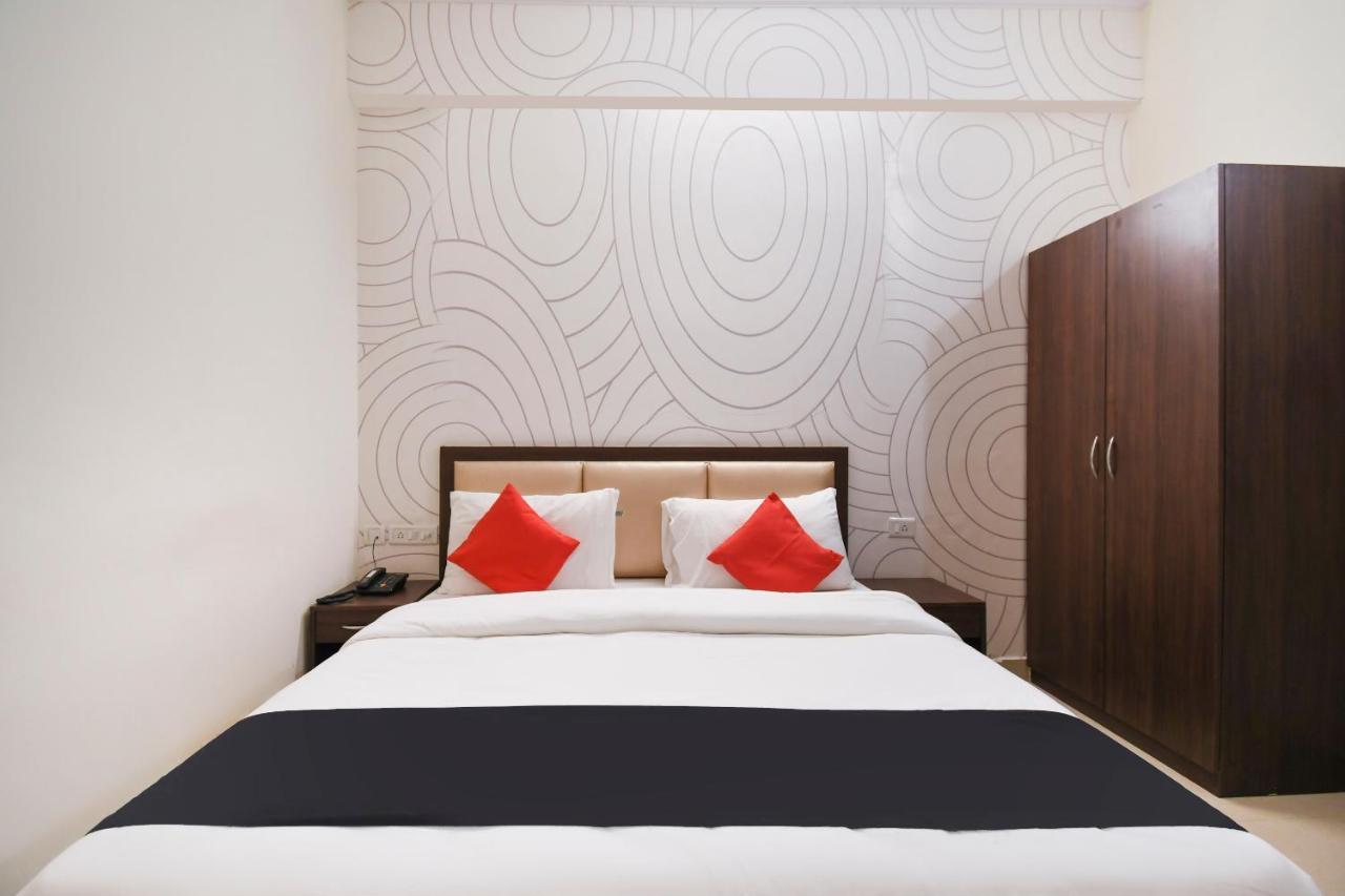 Capital O 70097 Sudha Inn Лакхнау Екстер'єр фото